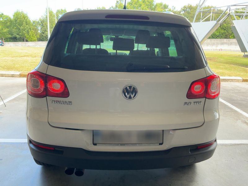 Volkswagen Tiguan 2.0 TDI Sport 2010 – снимка 7