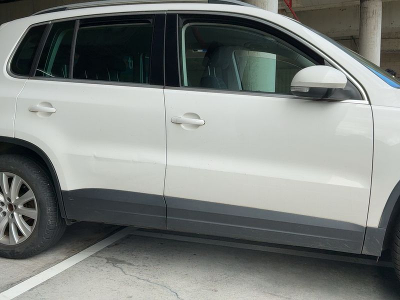 Volkswagen Tiguan 2.0 TDI Sport 2010 – снимка на щета 10