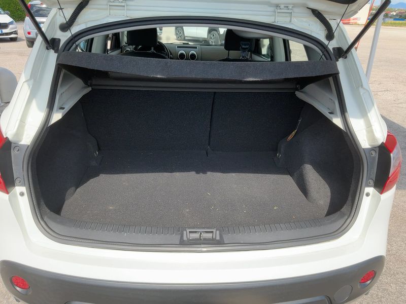 Nissan Qashqai 1.5 Turbodiesel Acenta 2014 – снимка 15
