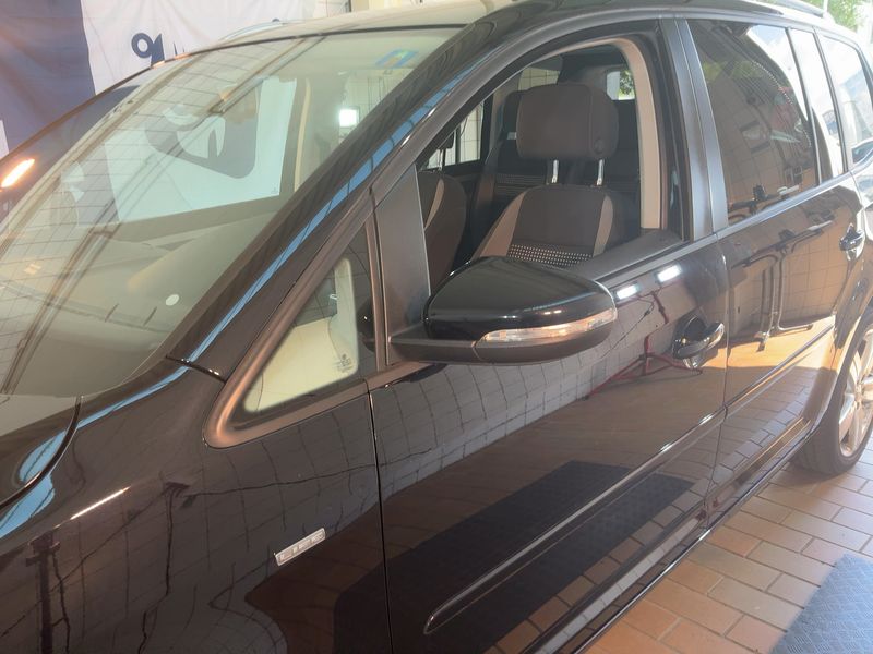 Volkswagen Touran 1.4 TSI Life 2013 – снимка 4