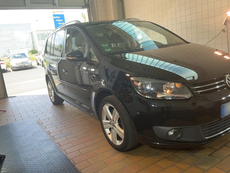Volkswagen Touran 1.4 TSI Life 2013 – снимка 12