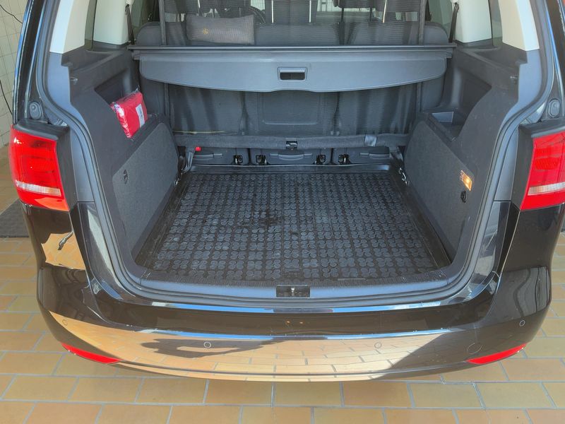 Volkswagen Touran 1.4 TSI Life 2013 – снимка 15