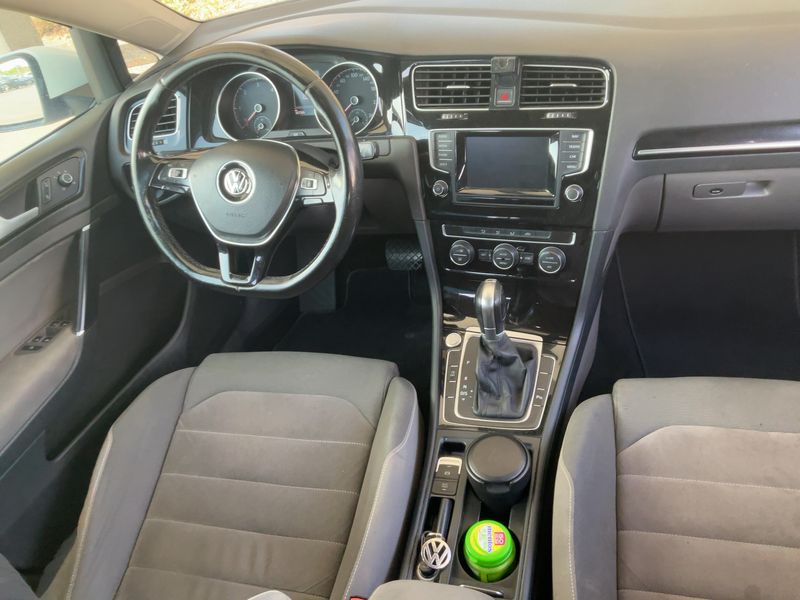 Volkswagen Golf VII 2.0 TDI Carat BlueMotion Tech 2015 – снимка 18