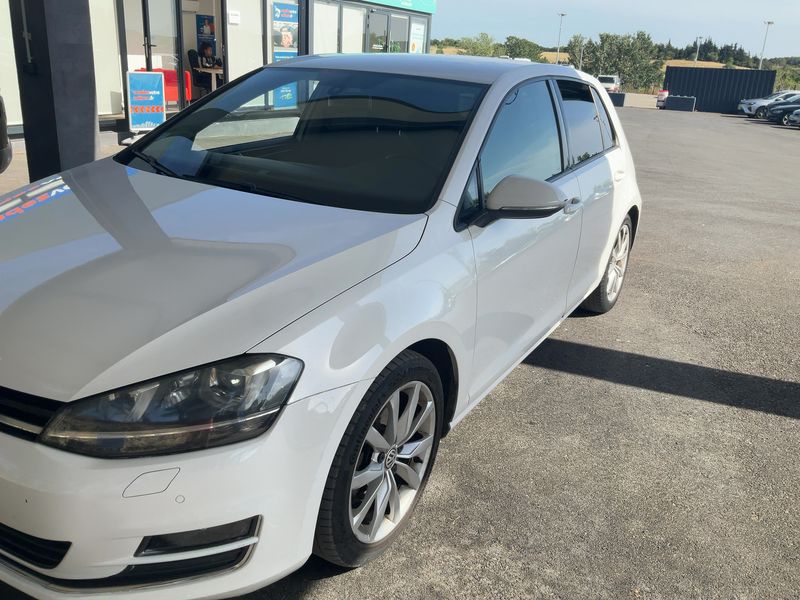 Volkswagen Golf VII 2.0 TDI Carat BlueMotion Tech 2015 – снимка 2