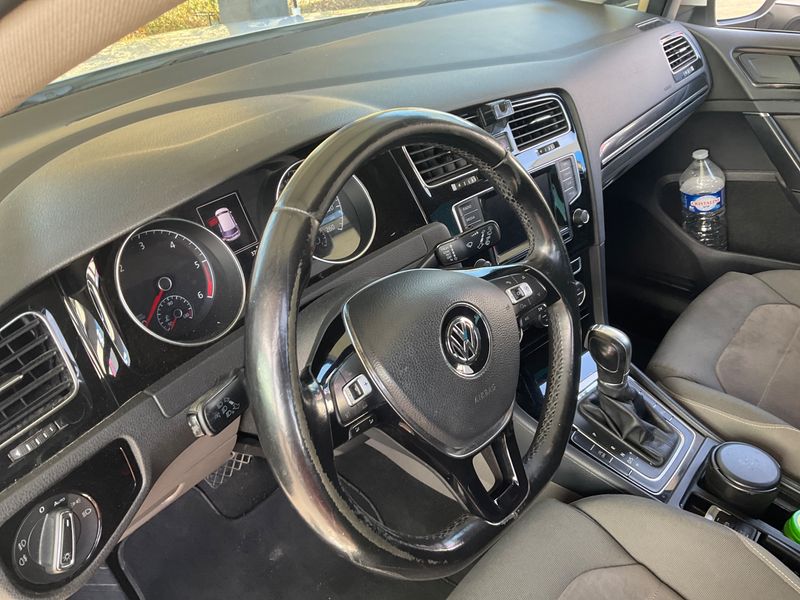 Volkswagen Golf VII 2.0 TDI Carat BlueMotion Tech 2015 – снимка 26