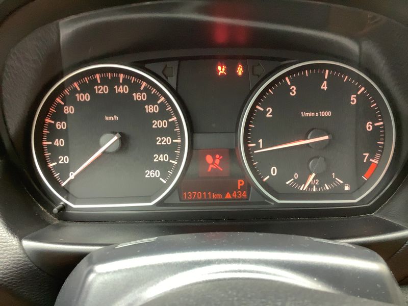 BMW 1er 120i 2008 – снимка 18