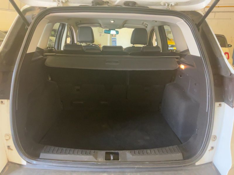 Ford Kuga 2.0 TDCi Titanium 2013 – снимка 15