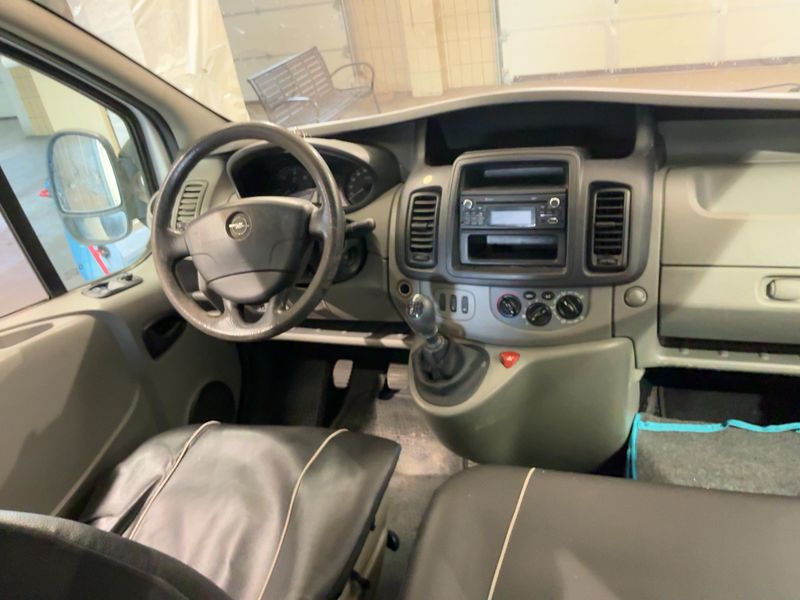 Opel Vivaro 2.0 CDTI Kombi L1H1 2,7t 2013 – снимка 18