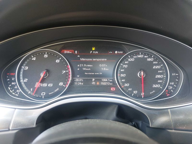 Audi RS 6 4.0 V8 TFSI quattro 2013 – снимка 12