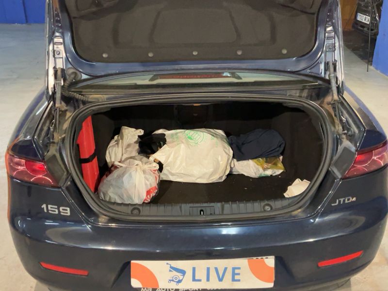 Alfa Romeo Alfa 159 2.0 JTDM Sport 2011 – снимка 15