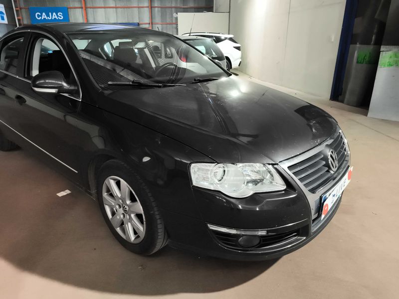 Volkswagen Passat 2.0 TDI Sportline 2005 – снимка 6