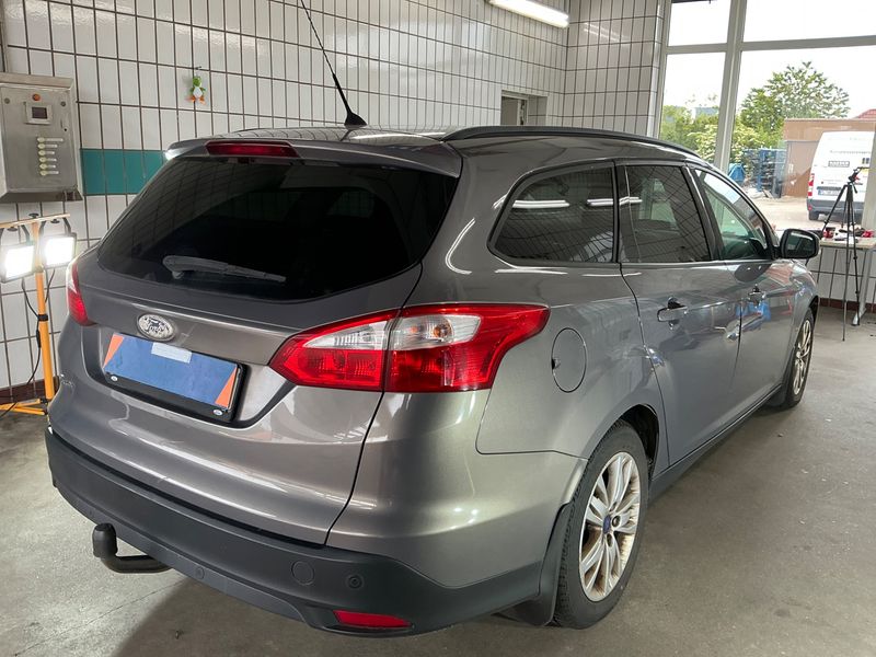 Ford Focus 1.6 TDCi Trend 2011 – снимка 2