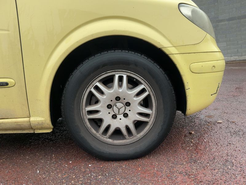 Mercedes-Benz Viano 2.1 CDI extralang Ambiente 2004 – снимка 11