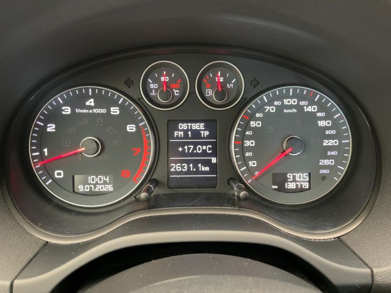 Audi A3 Sportback 1.4 TFSI Attraction 2011 – снимка 18