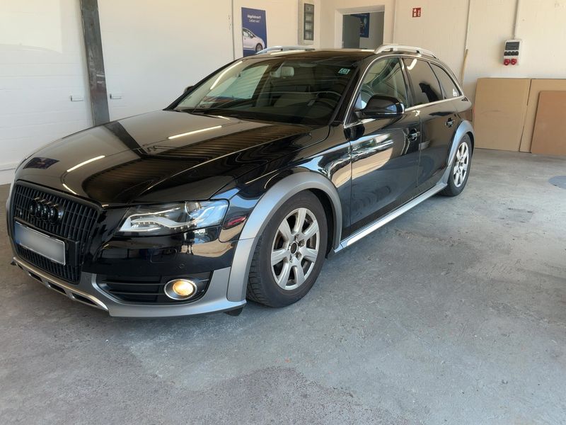 Audi A4 Allroad 2.0 TFSI 2009 – снимка 2