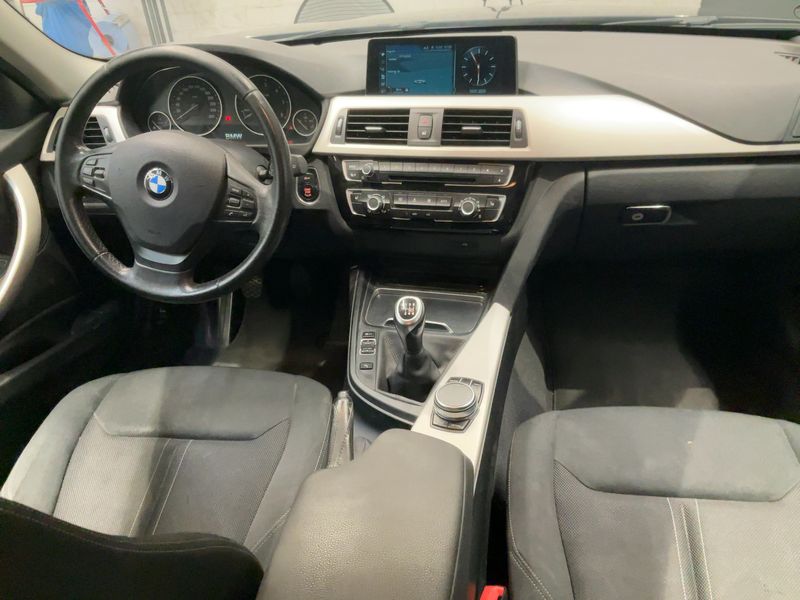 BMW 3er 318d Advantage 2017 – снимка 12