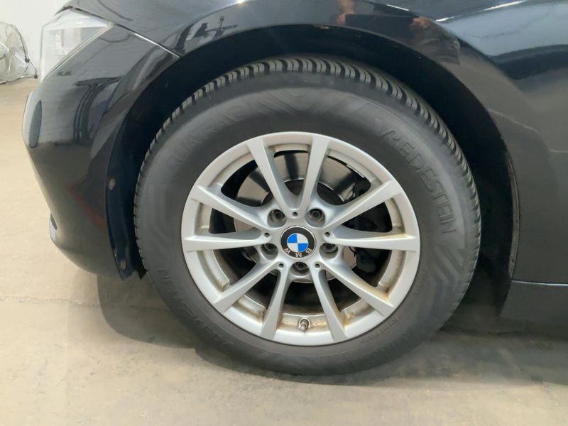 BMW 3er 318d Advantage 2017 – снимка 17