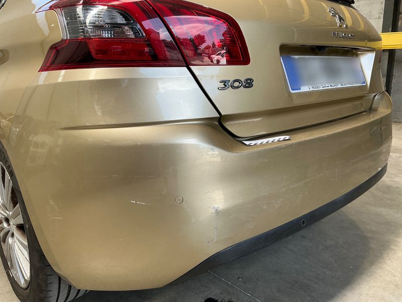 Peugeot 308 1.2 e-THP Allure 2017 – снимка 29