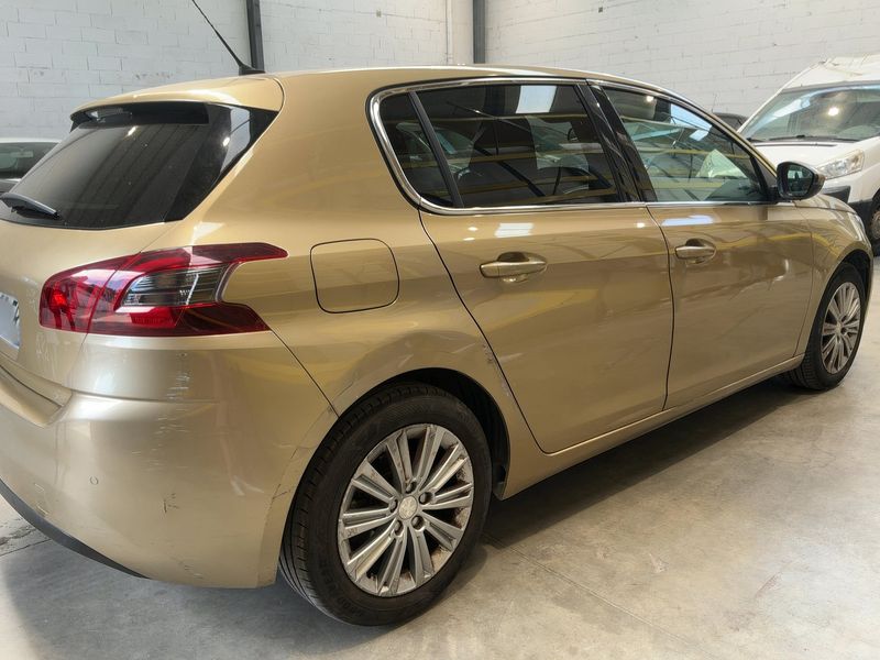 Peugeot 308 1.2 e-THP Allure 2017 – снимка 8