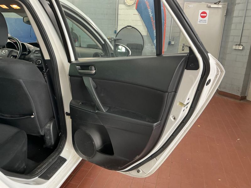 Mazda 3 1.6 Edition 2013 – снимка 24