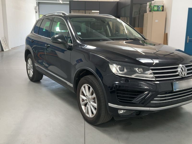 Volkswagen Touareg 3.0 V6 TDI Carat 4Motion 2015 – снимка 12