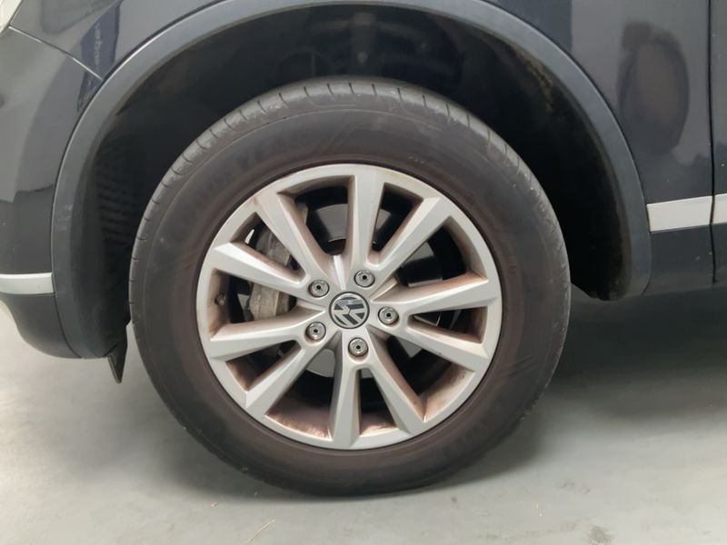Volkswagen Touareg 3.0 V6 TDI Carat 4Motion 2015 – снимка 3