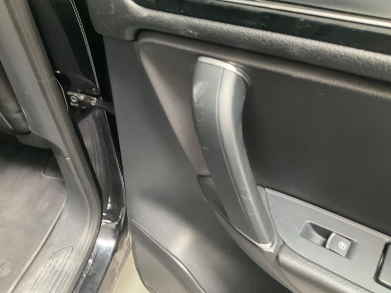 Volkswagen Touareg 3.0 V6 TDI Carat 4Motion 2015 – снимка 27