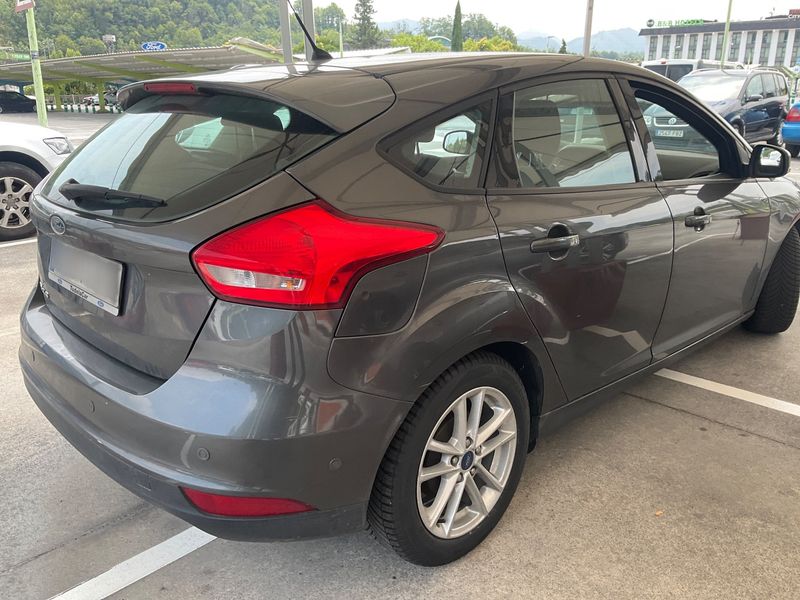 Ford Focus 1.6 TDCi Trend+ 2015 – снимка 8