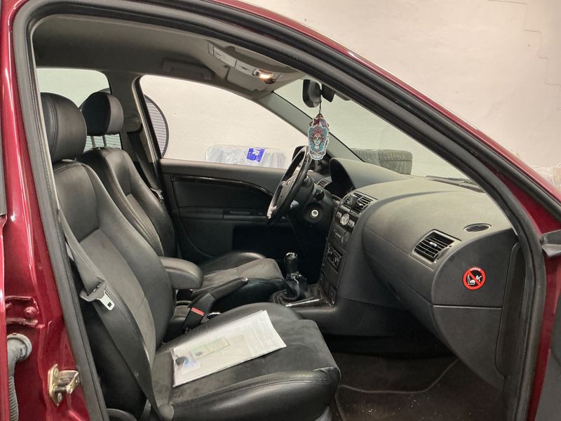 Ford Mondeo 2.0 Ghia X 2003 – снимка 3