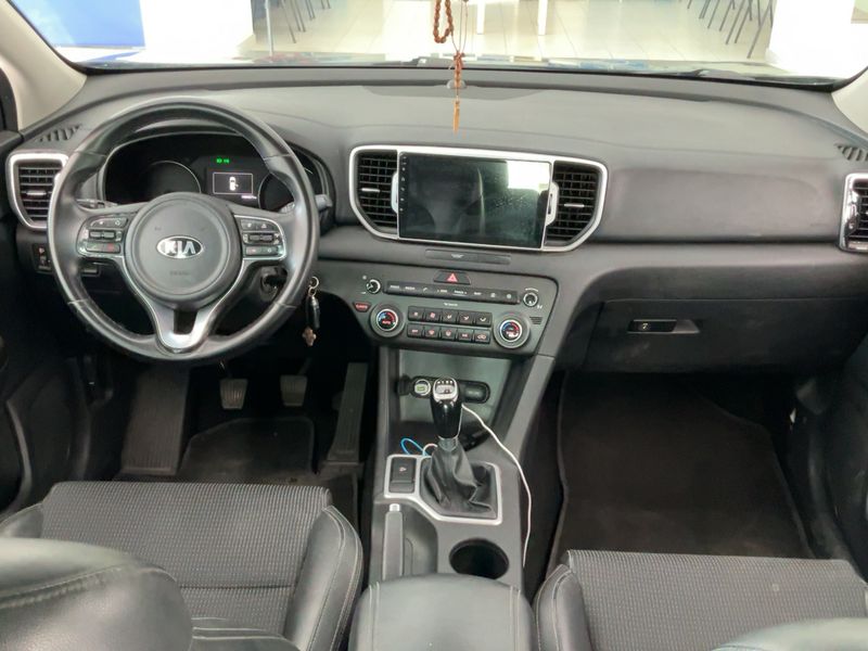 Kia Sportage 1.7 CRDi Class 2WD 2016 – снимка 17