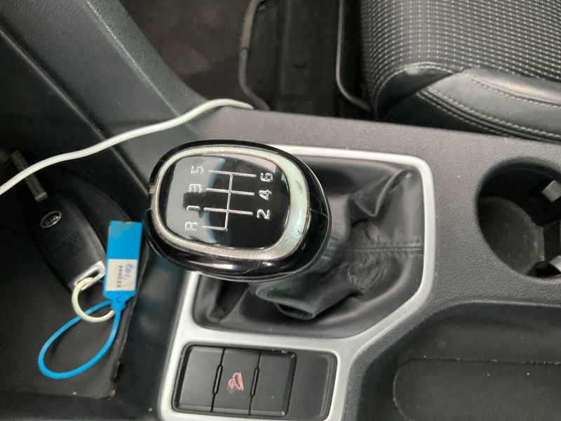 Kia Sportage 1.7 CRDi Class 2WD 2016 – снимка 31