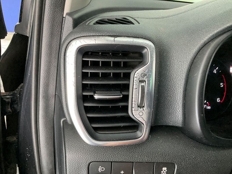Kia Sportage 1.7 CRDi Class 2WD 2016 – снимка 28