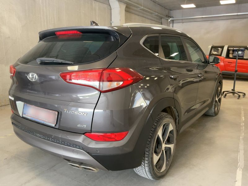Hyundai Tucson 2.0 CRDi Advantage 4WD 2016 – снимка 8
