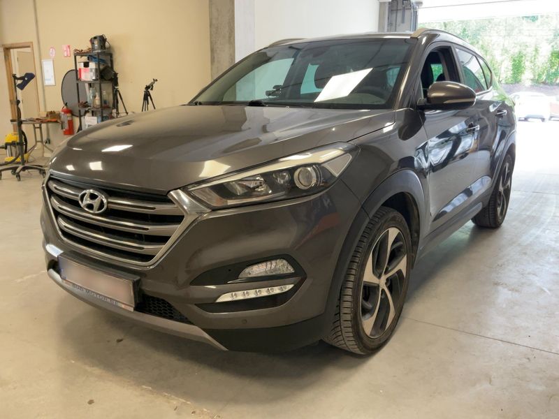 Hyundai Tucson 2.0 CRDi Advantage 4WD 2016 – снимка 1