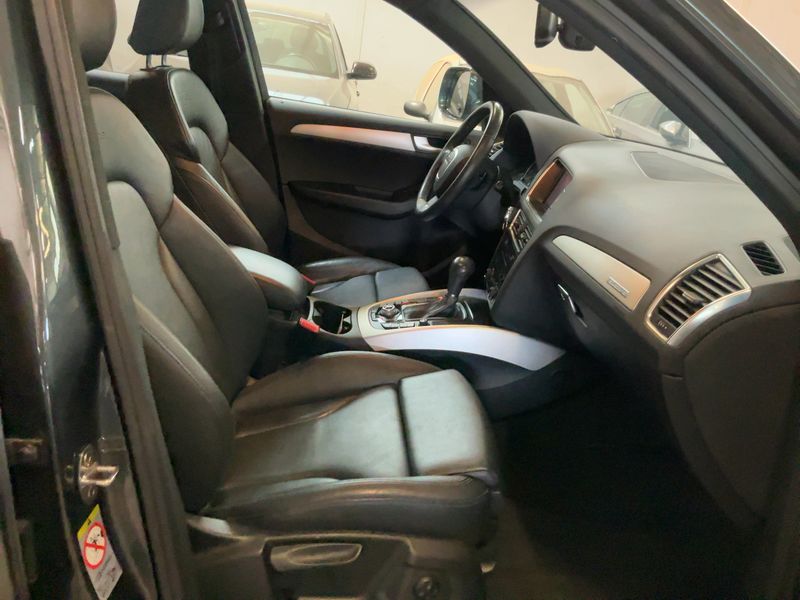 Audi Q5 3.0 V6 TDI quattro 2012 – снимка 16