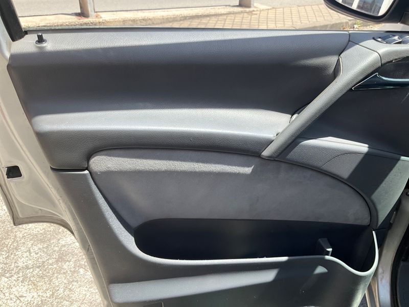 Mercedes-Benz Viano 2.1 CDI lang 2004 – снимка 32