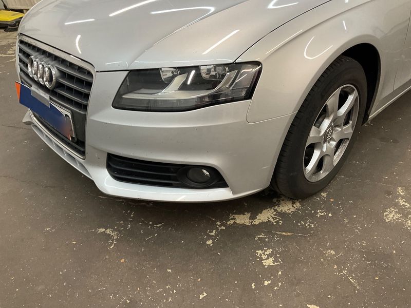 Audi A4 1.8 TFSI Attraction 2009 – снимка 31