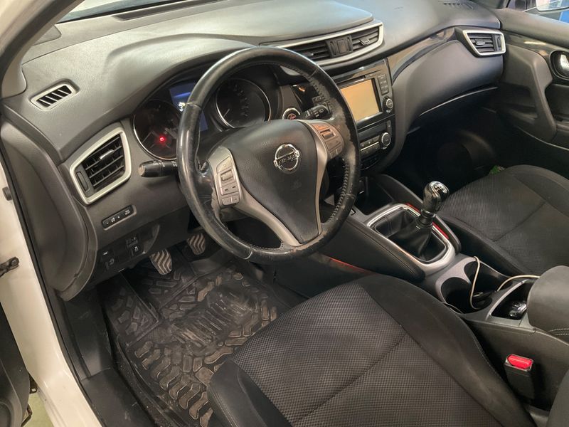 Nissan Qashqai 1.5 Turbodiesel N-Connecta 2017 – снимка 28