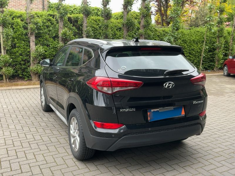 Hyundai Tucson 1.7 CRDi Style blue 2WD 2017 – снимка 6