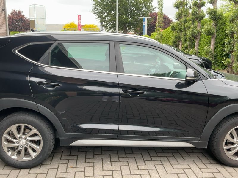Hyundai Tucson 1.7 CRDi Style blue 2WD 2017 – снимка 10