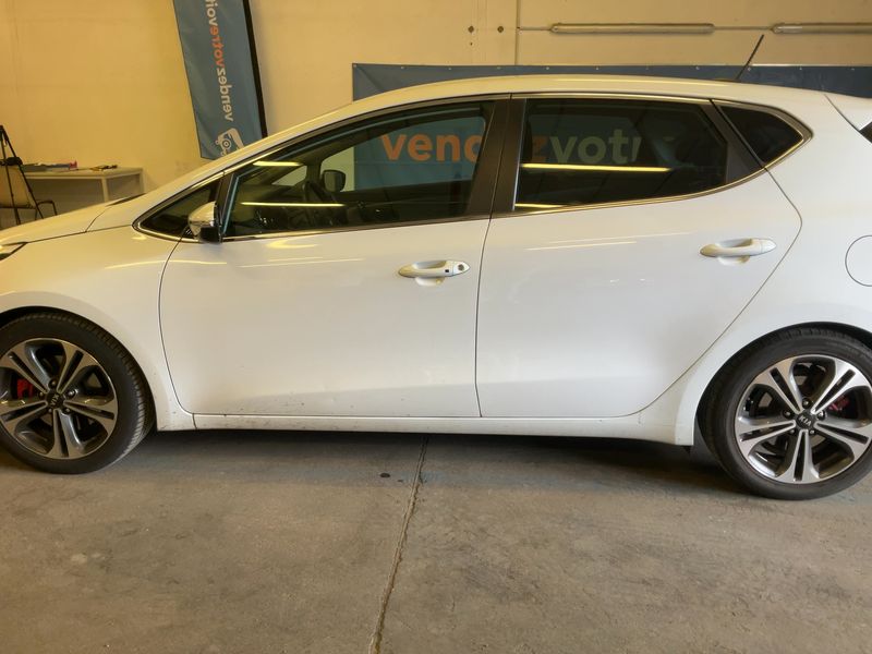 Kia cee'd 1.6 TGDI GT 2016 – снимка 4