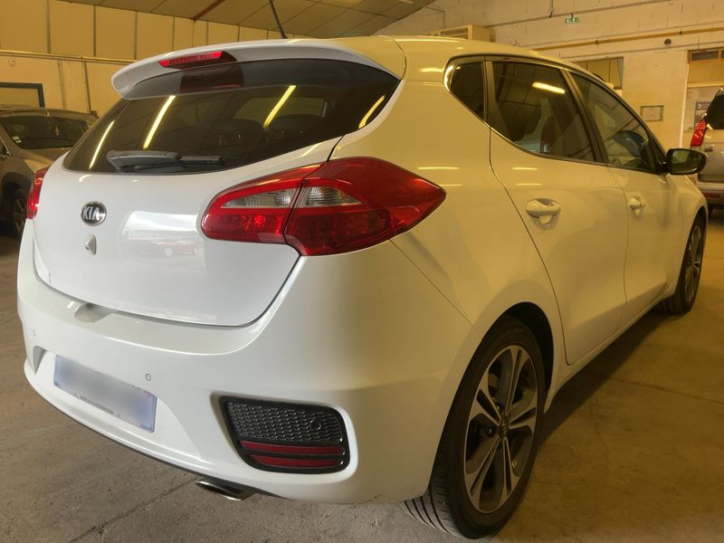 Kia cee'd 1.6 TGDI GT 2016 – снимка 8