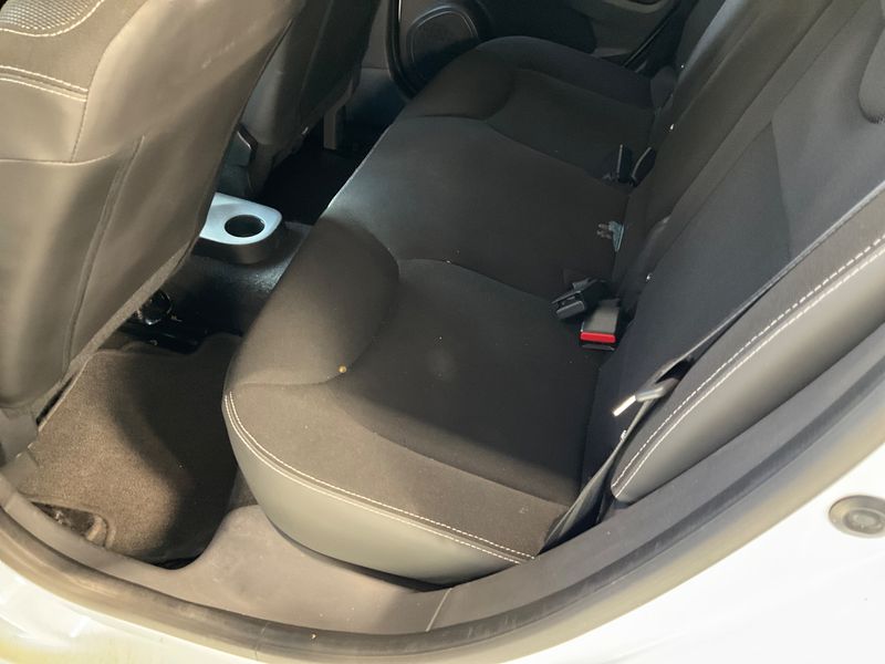 Renault Clio 1.2 Paris 2014 – снимка 31