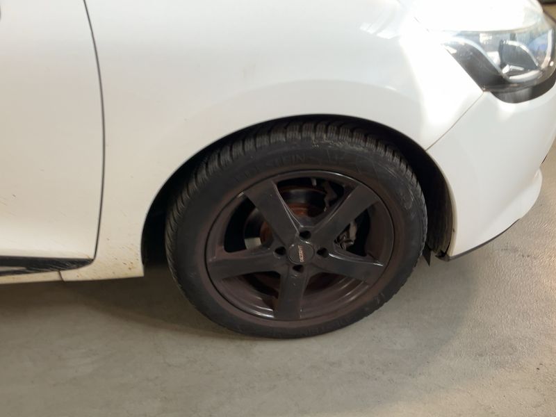 Renault Clio 1.2 Paris 2014 – снимка 11