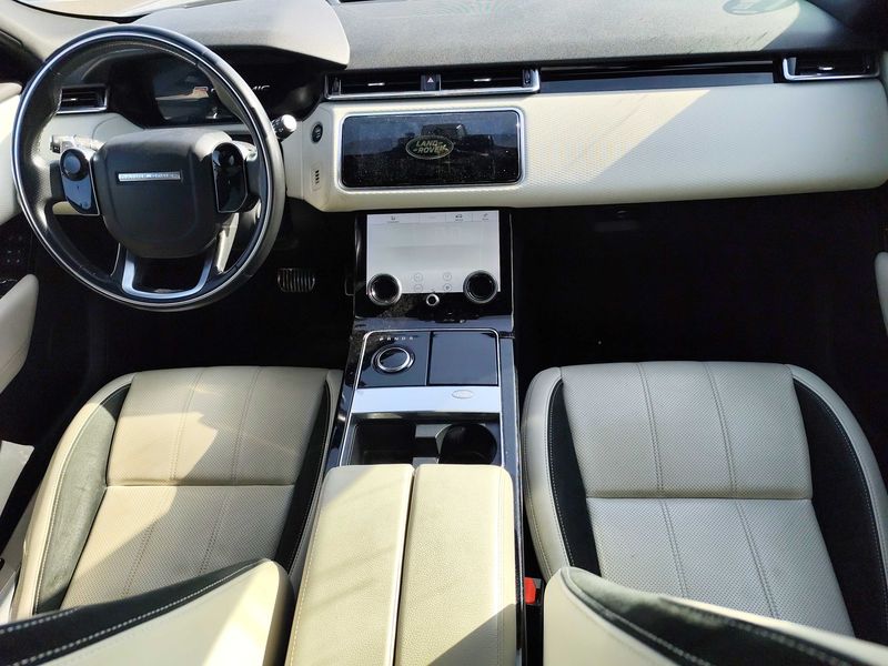 Land Rover Range Rover Velar 2.0 Diesel S R-Dynamic 2017 – снимка 11
