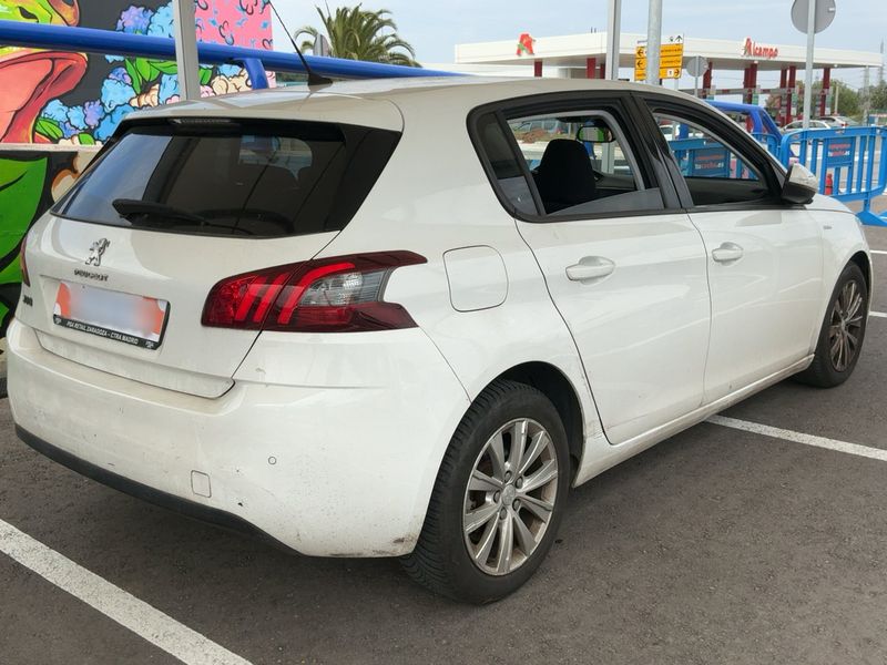 Peugeot 308 1.2 e-THP Style 2018 – снимка 8