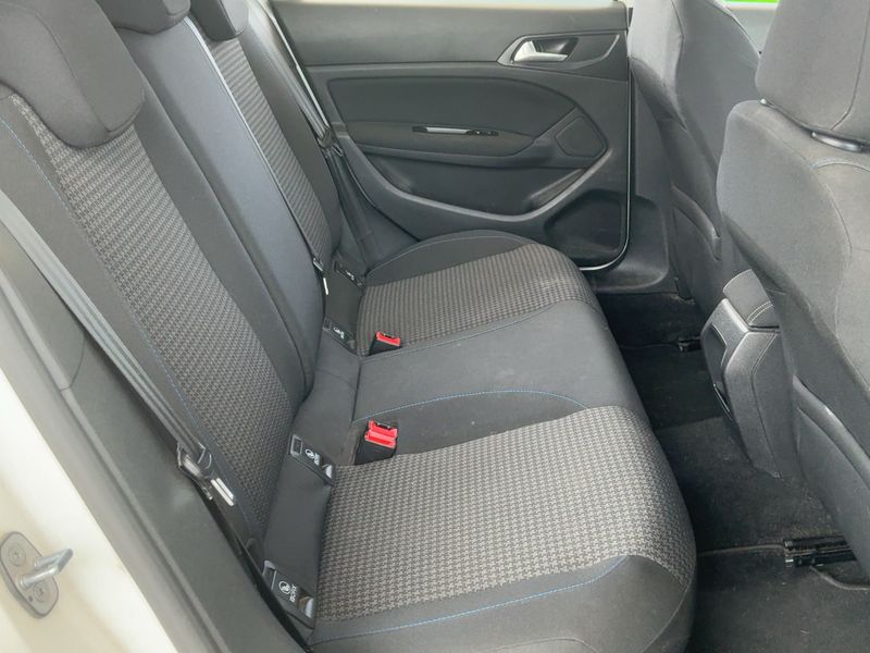 Peugeot 308 1.2 e-THP Style 2018 – снимка 19