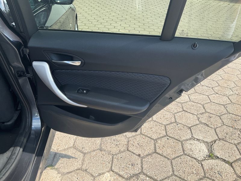 BMW 1er 118d M Sport 2016 – снимка 34