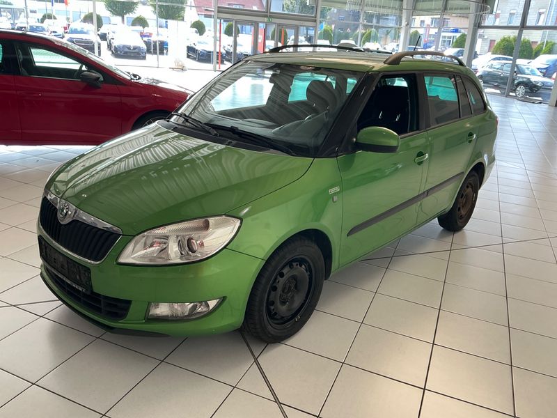 Skoda Fabia 1.6 TDI Family 2011 – снимка 1