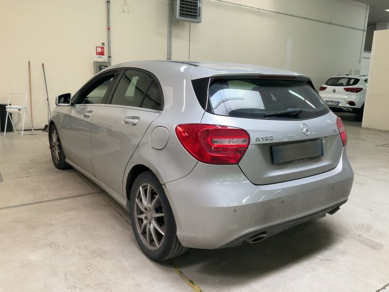 Mercedes-Benz A-Klasse A 180 CDI BlueEfficiency Urban 2014 – снимка 6
